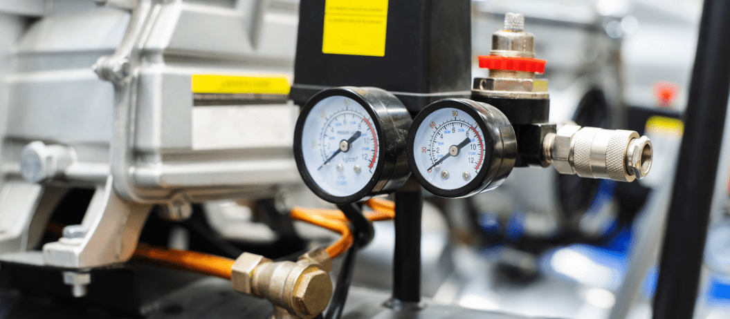 Photo of a pneumatic pressure compressor.